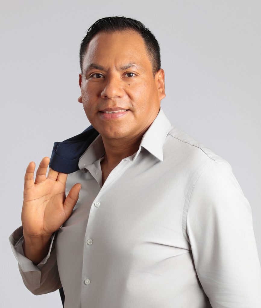 Daniel Dominguez Coach